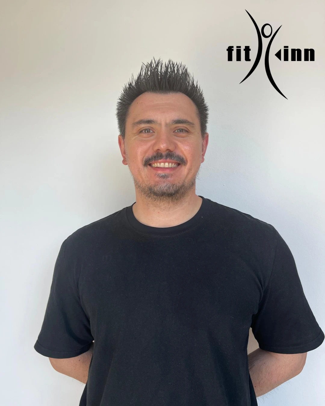 Über uns: Andy stellt sich als Team Mitglied im fit inn Engelskirchen vor