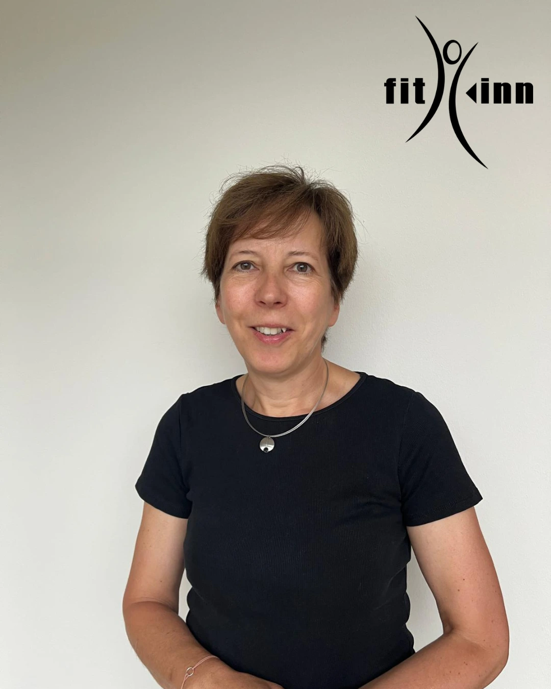 Über uns: Claudia stellt sich als Team Mitglied im fit inn Engelskirchen vor